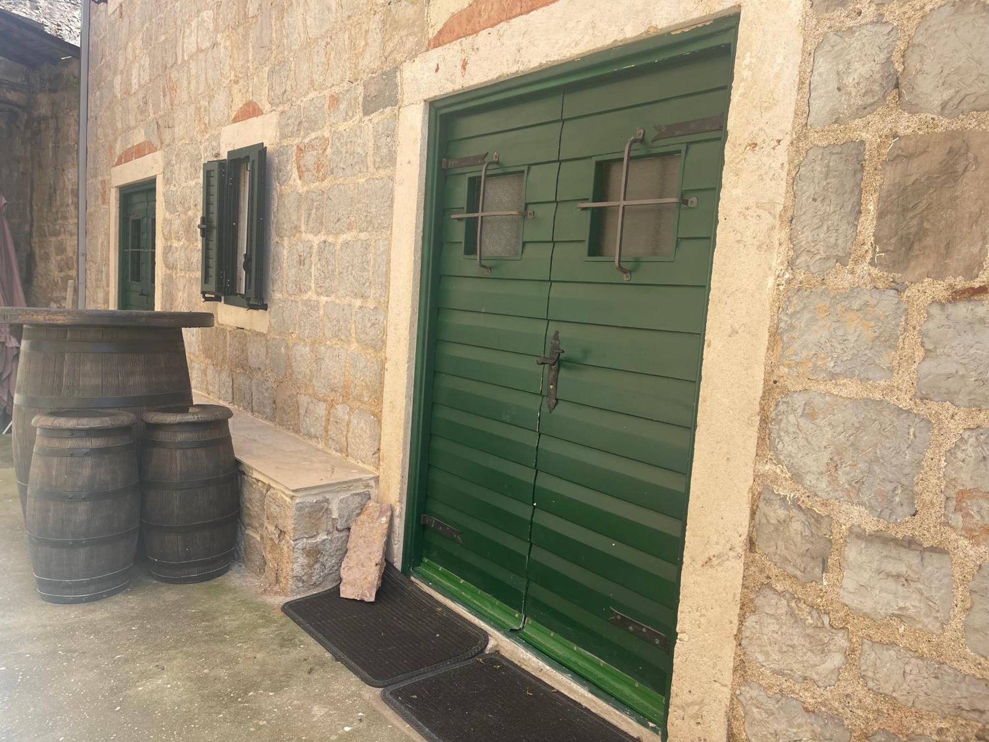 Hearth Of Rose Apartment Herceg Novi Luaran gambar